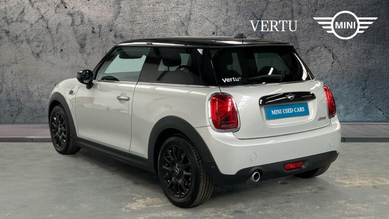MINI Hatchback 1.5 Cooper Classic II 3dr Auto Petrol Hatchback